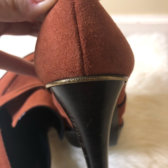 Burberry burnt orange platform loafer heels - Picture 4 of 5